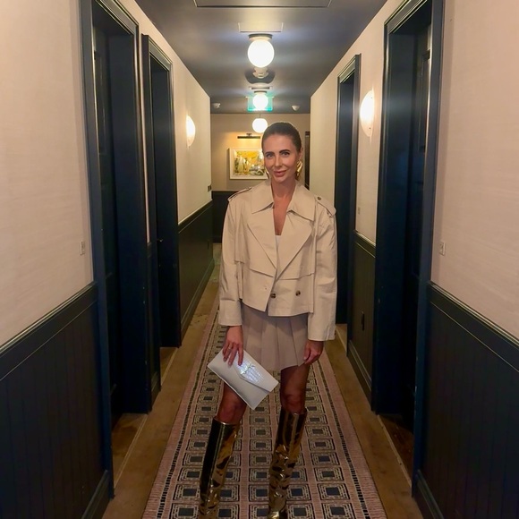 Meet your Posher, Jessica - Picture 4 of 6